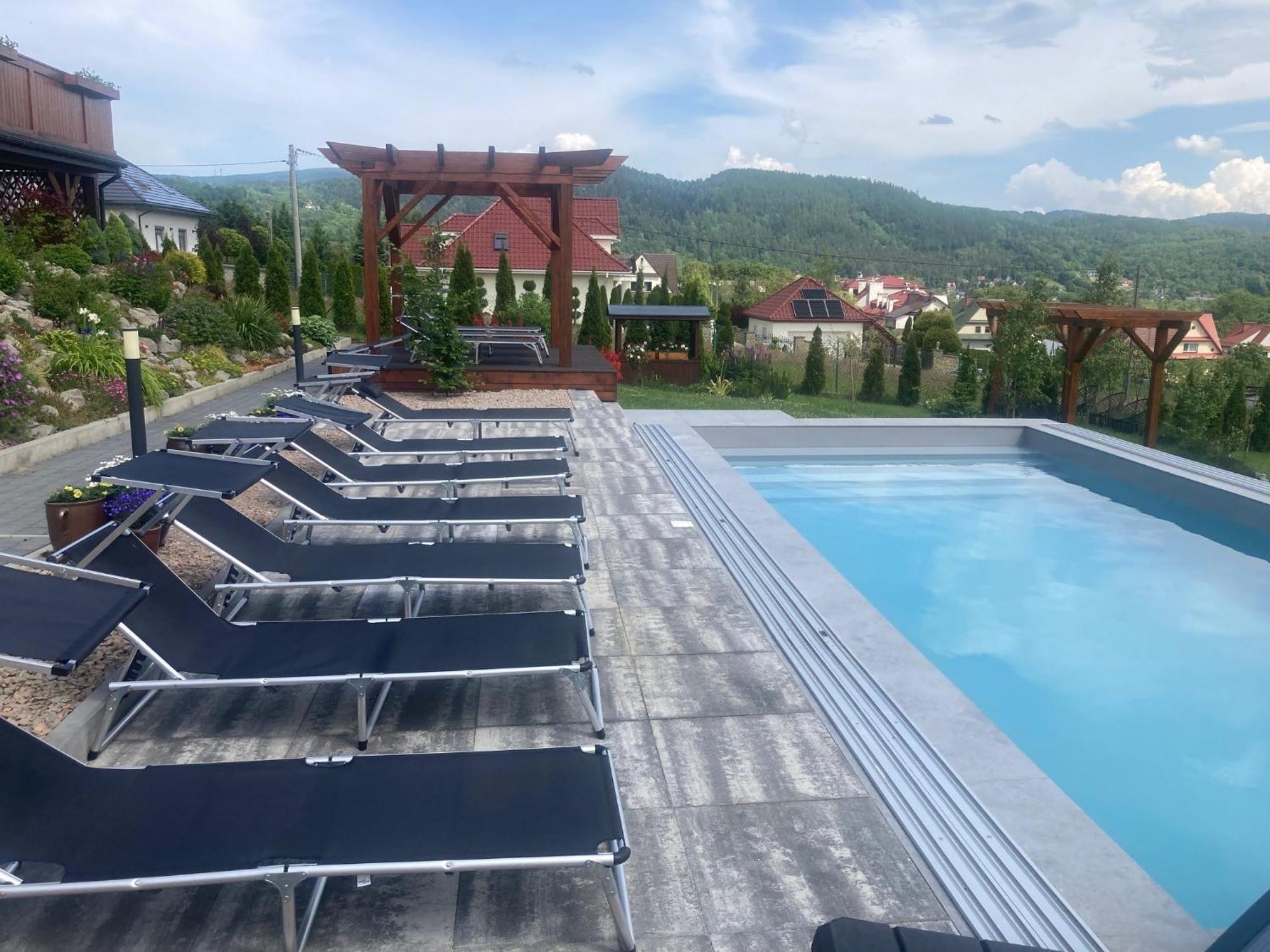 Apartamenty Black Lion Pcim Buitenkant foto