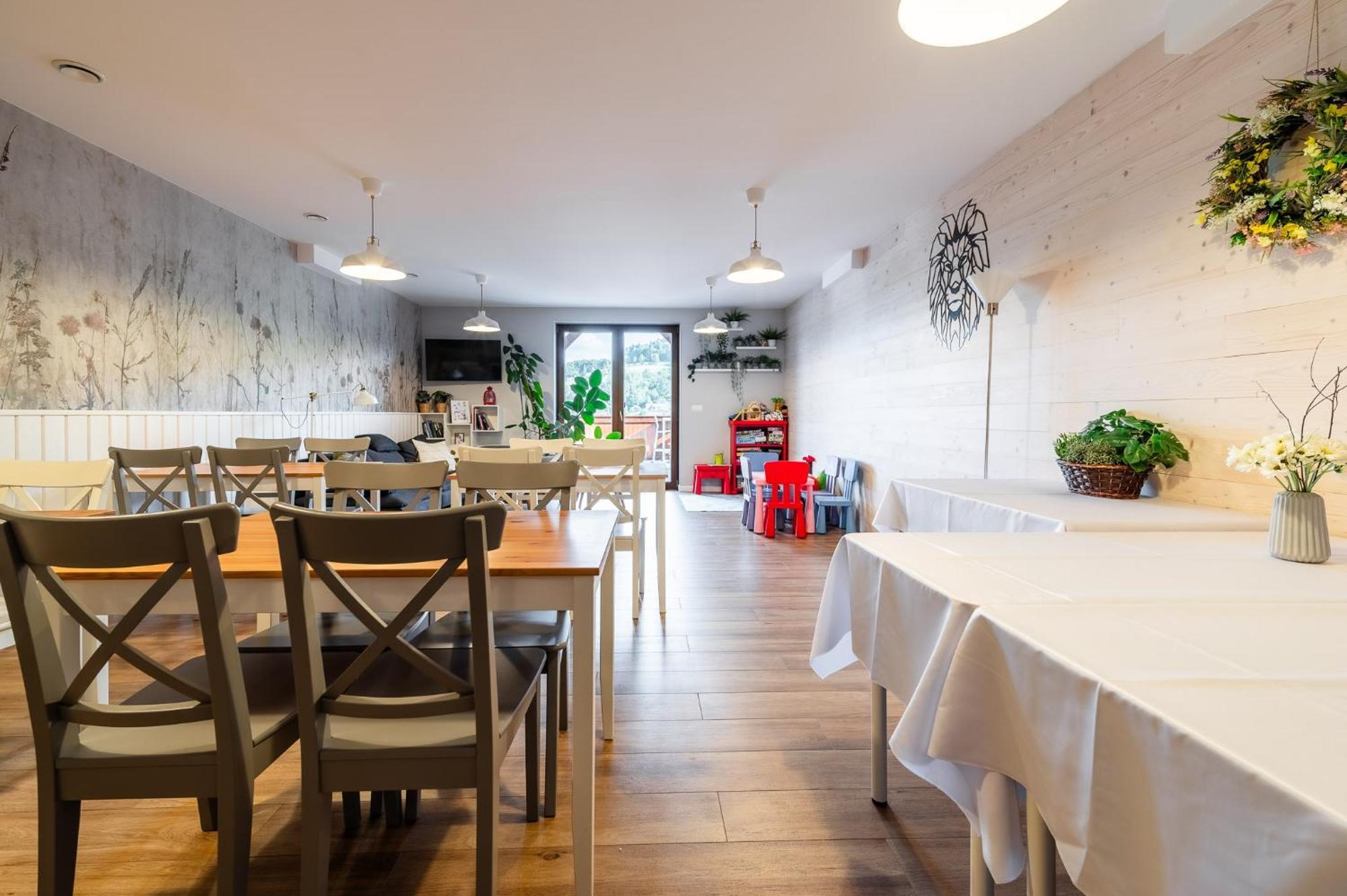 Apartamenty Black Lion Pcim Buitenkant foto